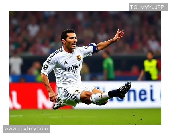 足球球星丸子闪耀绿茵场 成为新一代足坛传奇人物的崛起之星